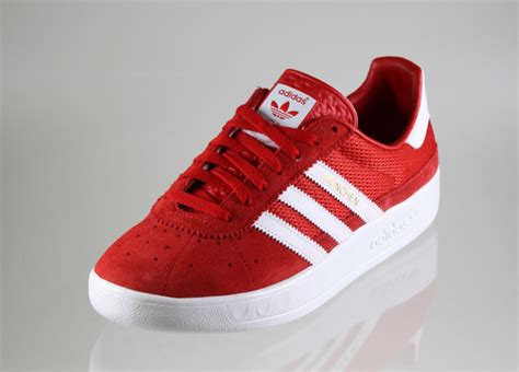 adidas münchen rot sohle weiss|Adidas schuh münchen.